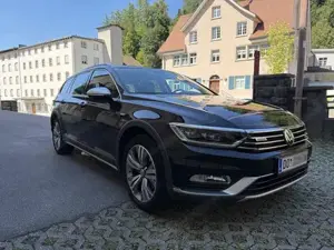 VW Passat Alltrack 2.0 TDI 4MOTION DSG | 190 PS | Leder | ACC | AHK | sehr gepflegt Bild 10