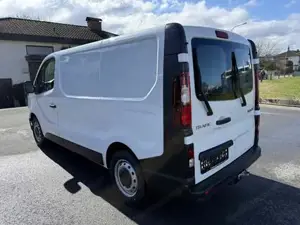 Renault Trafic Bild 2