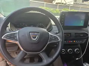 Dacia Sandero Bild 4