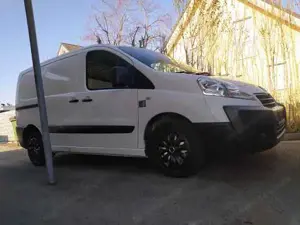 Peugeot Expert Tepee Bild 2