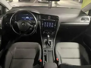 VW Golf Bild 5