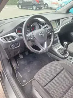 Opel Astra Bild 8