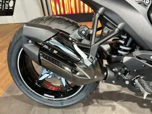 BMW R 1300 R  Bild 7