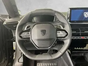 Peugeot 2008 Bild 8