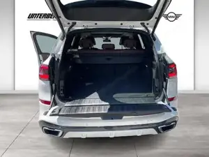 BMW X5 xDrive30d M Sportpaket // Laserlicht // Panorama-Glasdach // Head-Up Bild 11
