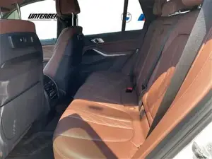 BMW X5 xDrive30d M Sportpaket // Laserlicht // Panorama-Glasdach // Head-Up Bild 10