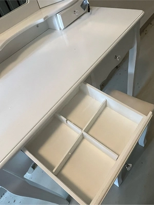 Schminktisch zu verkaufen  Bild 3