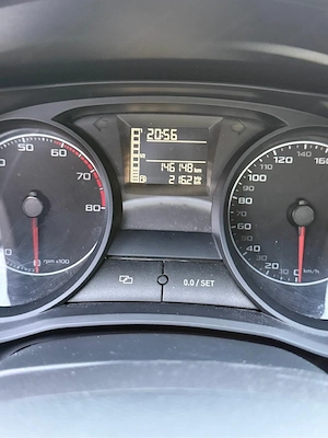 Seat Ibiza 1.2 Benziner 3 27 Vorgeführt Bild 5