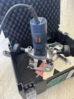 Oberfräse AEG Ofe 630 W Bild 3