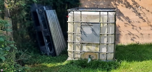 Wassercontainer