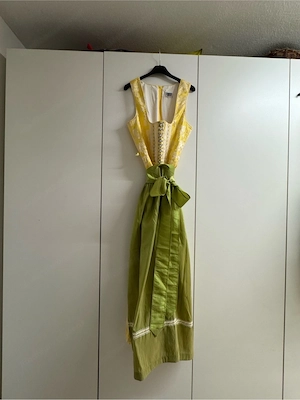 Dirndl Gr. 38 neuwertig gelb mit grüner Schürze Bild 2