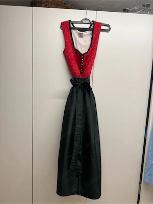 Dirndl Gr. 39 neuwertig rot mit grüner Schürze