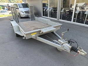 Baumaschinenanhänger  3500kg