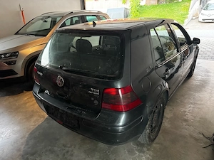 VW Golf 4 GT 4-Motion Schlachter Bild 2