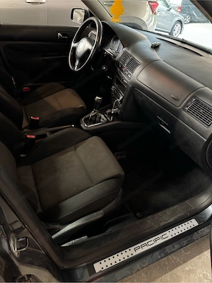VW Golf 4 GT 4-Motion Schlachter Bild 3