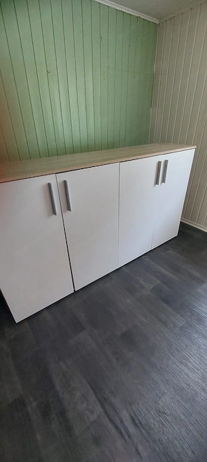 Sideboard.   Bild 3
