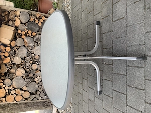 Garten-  Terrassentisch praktisch und platzsparend Bild 5