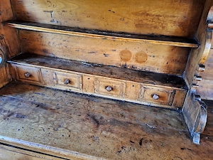 Antiker Bauernkasten Buffet Bild 6