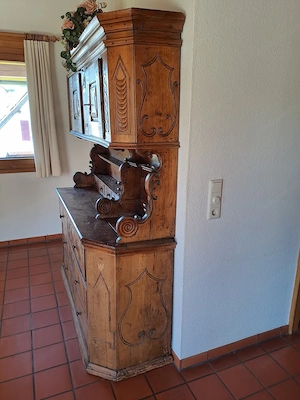 Antiker Bauernkasten Buffet Bild 7