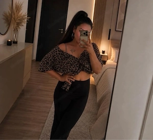Hallo Ich bin Leyla Bild 2