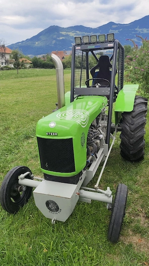 15 Steyr  Renntraktor 120PS! Bild 5
