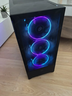 Gigabyte Gaming PC Ryzen 7 9800X3D RTX 5090 Bild 2