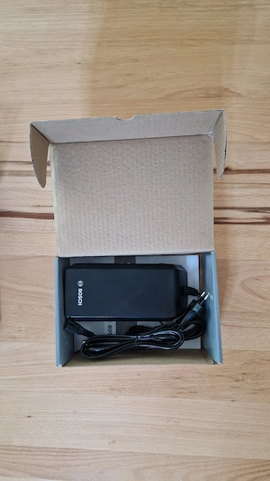 Bosch Ladegerät neu (für E-Bikes) Bild 4