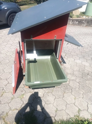 Hühnerstall fahrbar (inkl automatischer Hühnerklappe) Bild 6