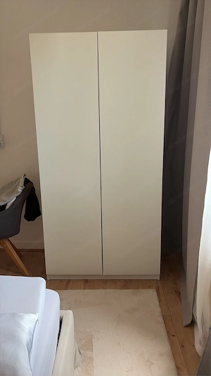 Pax-Schrank Bild 2