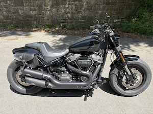Harley-Davidson Softail Fat Bob 114 FXFBS | Vivid Black | Jekill & Hyde Bild 3
