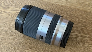 Tamron AF B011 18-200 mm F3.5-6.3 Di III VC AF Objektiv | Sony E-mount | Zubehörpaket Bild 5