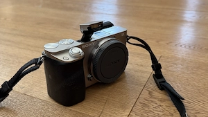 Sony Alpha a6000 | Set | 2 Objektive 18-200 + 50 | Zubehörpaket Bild 2
