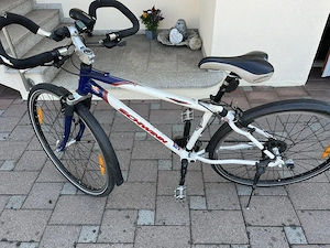 Treckingfahrrad für Herren -  28 Zoll Marke Schwinn, Farbe weiss Bild 3