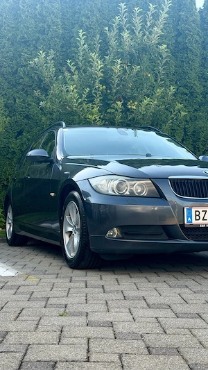 BMW 318d Touring Pickerl bis 08 2027 Bild 5