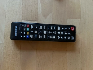 HD TV von Samsung mit HDMI und Kabelanschluss Bild 4