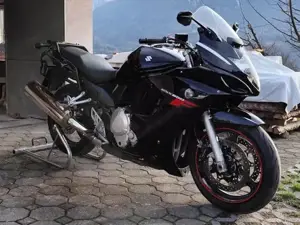 Suzuki GSX650F Supersport Bild 3