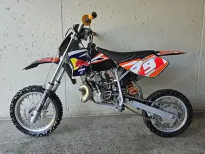KTM 50 SX (Bj. 2005)   inkl. Ersatzteilpaket