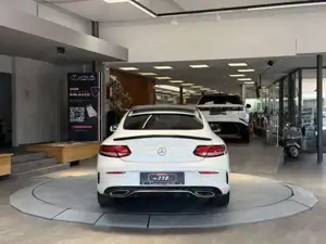 Mercedes-Benz C 300 Bild 5