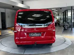 Mercedes-Benz V 220 Bild 12
