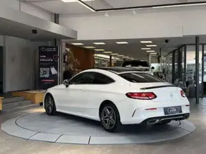 Mercedes-Benz C 300 Bild 4