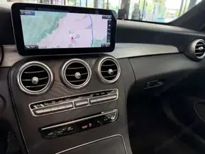 Mercedes-Benz C 300 Bild 16