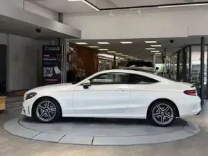 Mercedes-Benz C 300 Bild 3