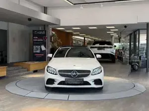 Mercedes-Benz C 300 Bild 9