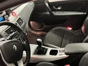 Renault Laguna Bild 2