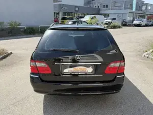 Mercedes Benz E 220 T Classic CDI Bild 5