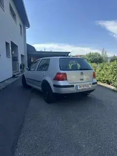 VW Golf Bild 4