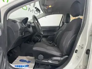 Mitsubishi Space star Bild 10