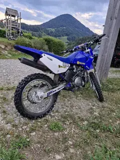 Yamaha TT-R 125 Bild 4