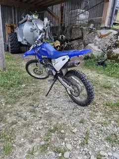 Yamaha TT-R 125 Bild 5