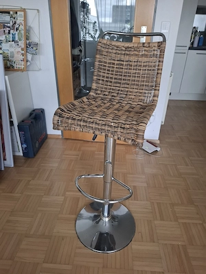 2 Barhocker   Hocker höhenverstellbar Bild 3